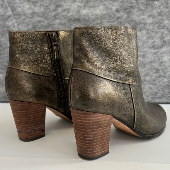 COLE HAAN Nike Air 6.5B Leather Zip Ankle Booties Cassidy Bronze Gold Metallic - Picture 6 of 16